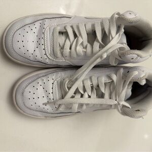 Nike White Women's Sneakers